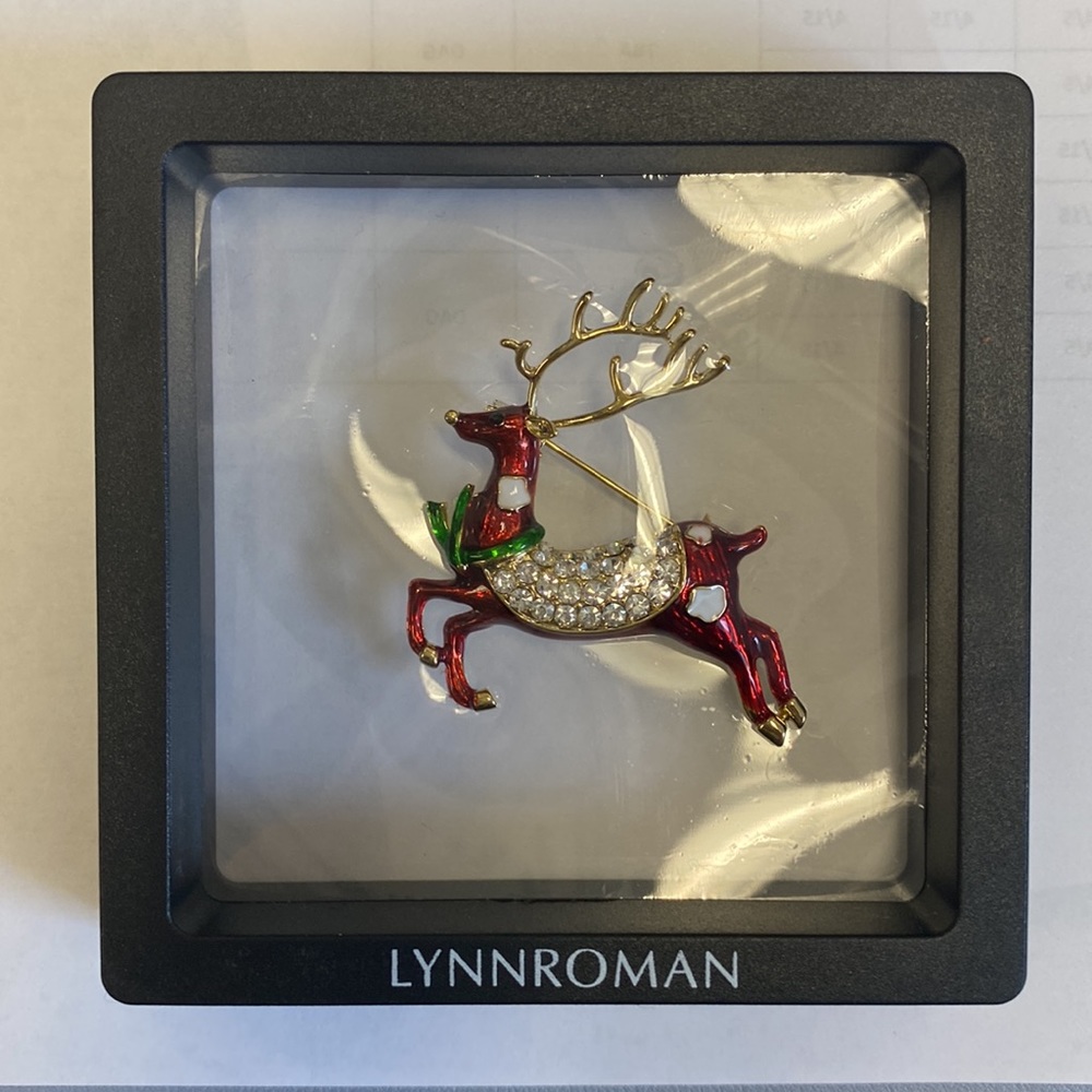 (NEW) Sparkly Reindeer Brooch 🦌